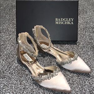 Badgley Mischka Vivien Flats Size 10